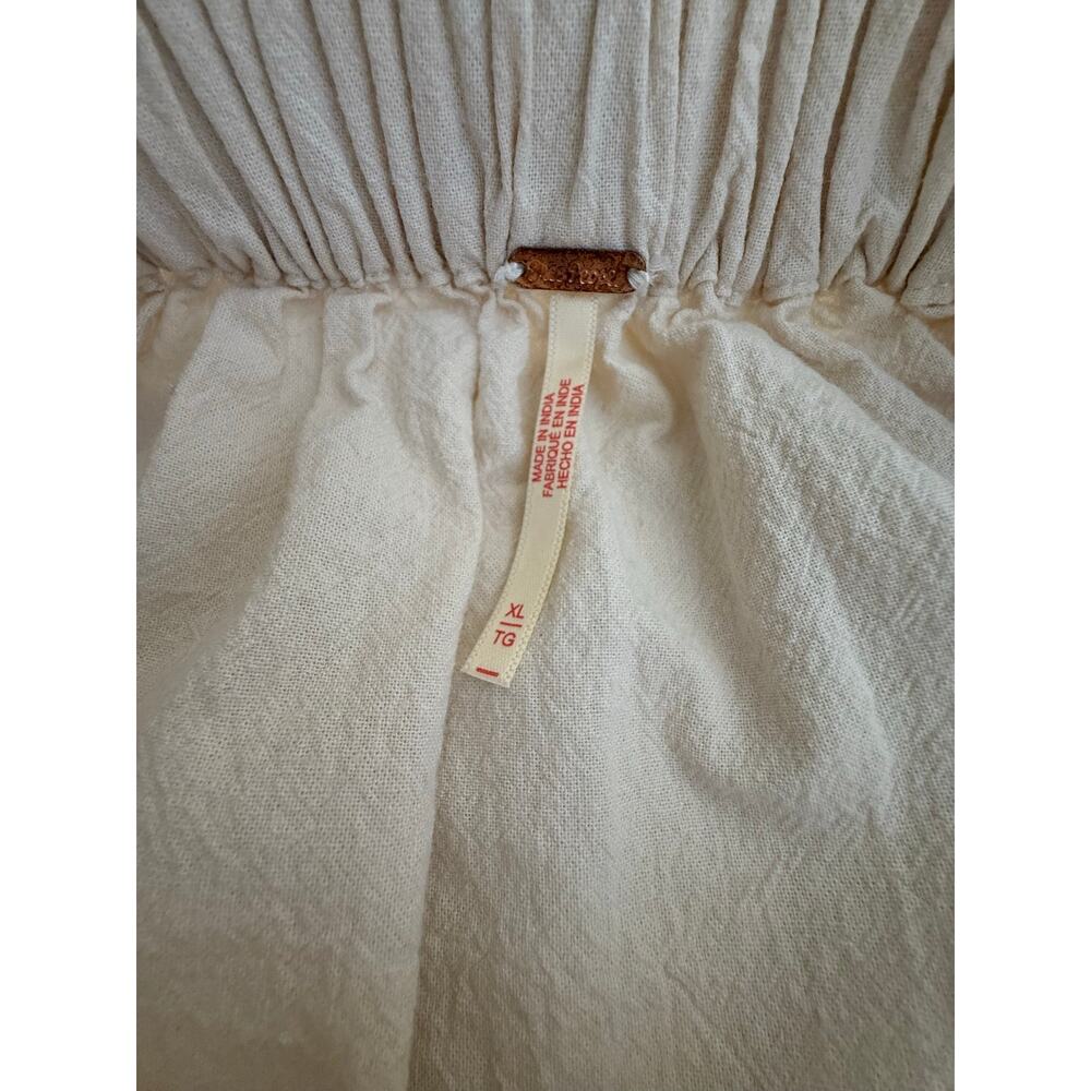 Free People Summer In Capri Linen Blend Halter Slit Cream / Black Midi Dress
XL - Picture 6 of 6